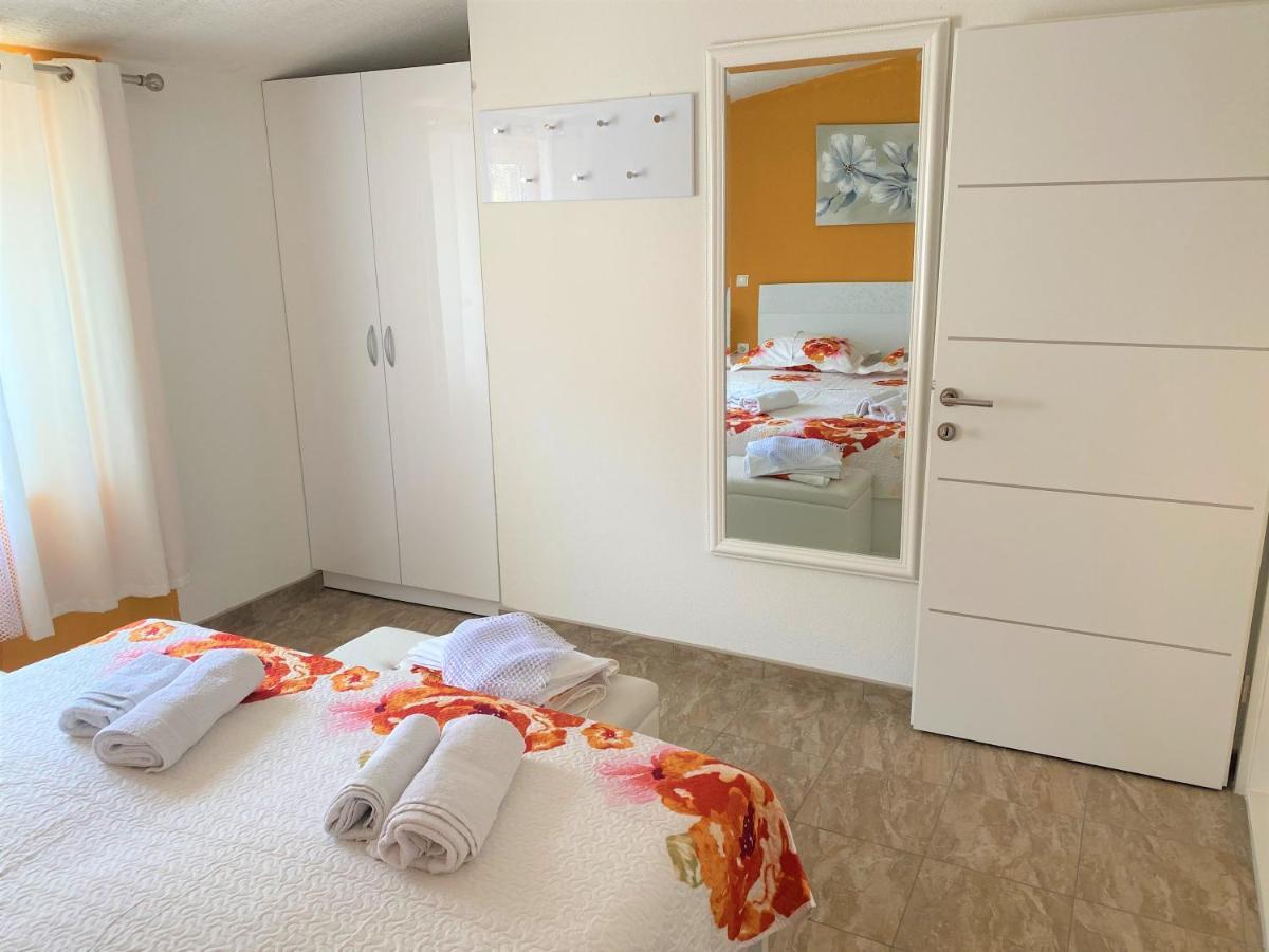 Apartment Beach Makarska Exterior photo