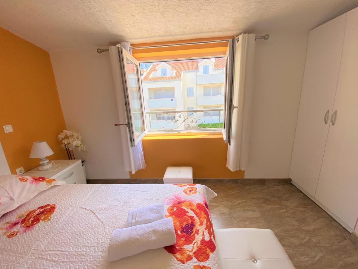 Apartment Beach Makarska Exterior photo